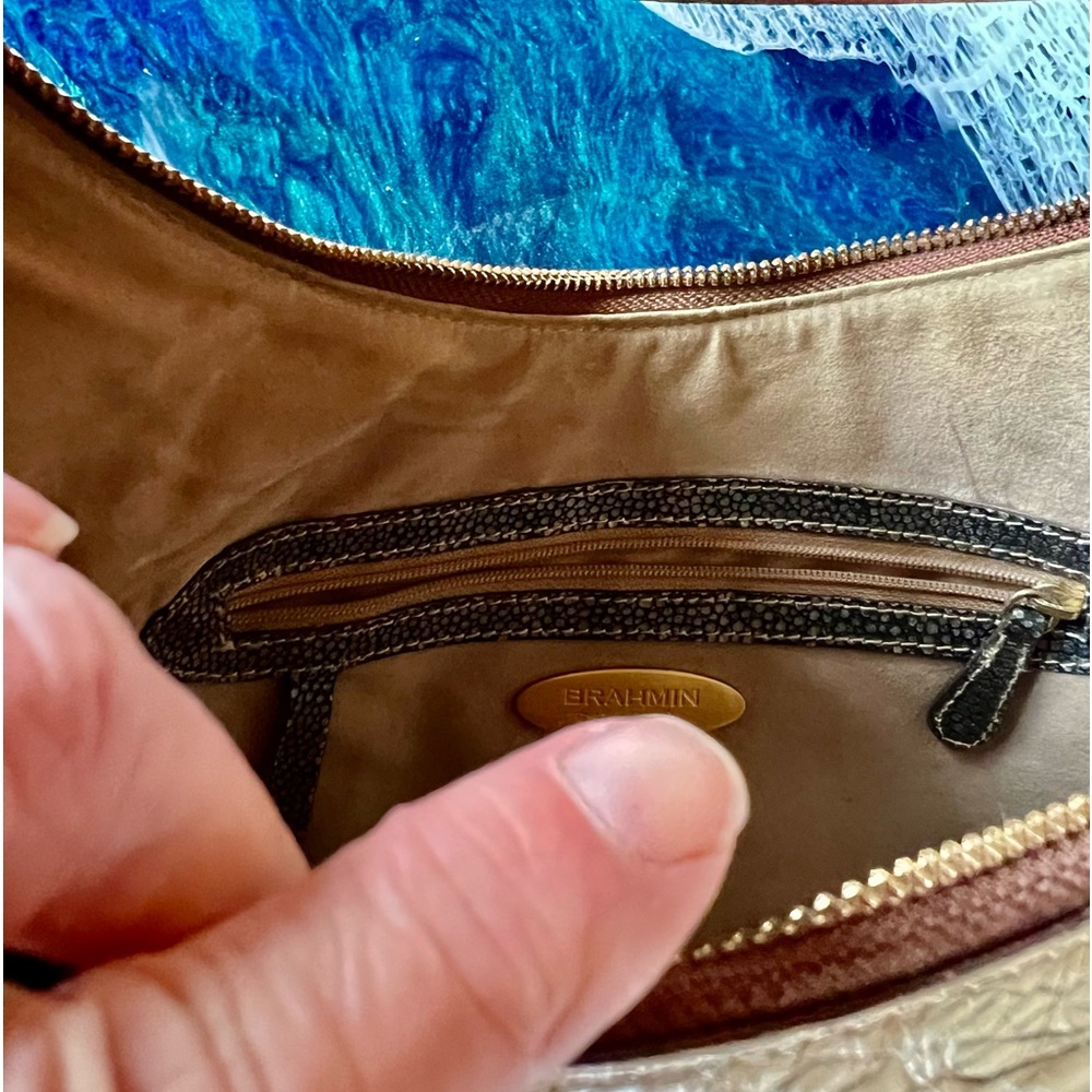 Read BUY or BUNDLE Brahmin Bekka bag, adj. strap-RARE Exq.can’t find exact bag. - Picture 8 of 12